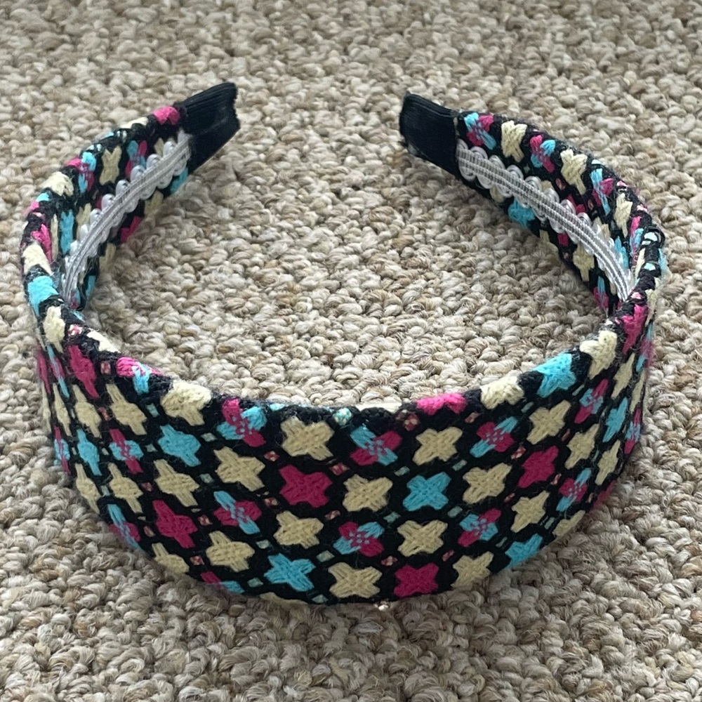 Criss-cross Woven Yarn Headband - Pink/Blue/Beige/Black